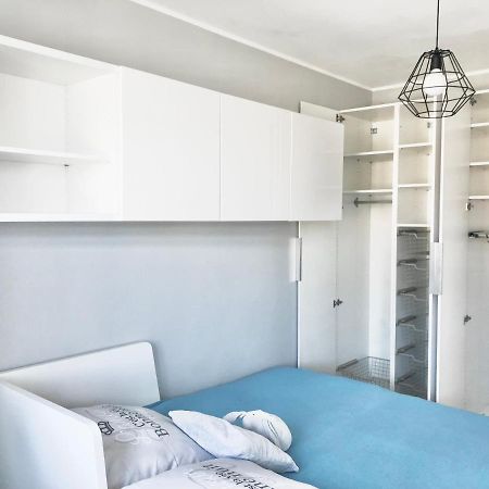 Apartament Family Wroclaw Z Klimatyzacja Parkingアパートメント エクステリア 写真