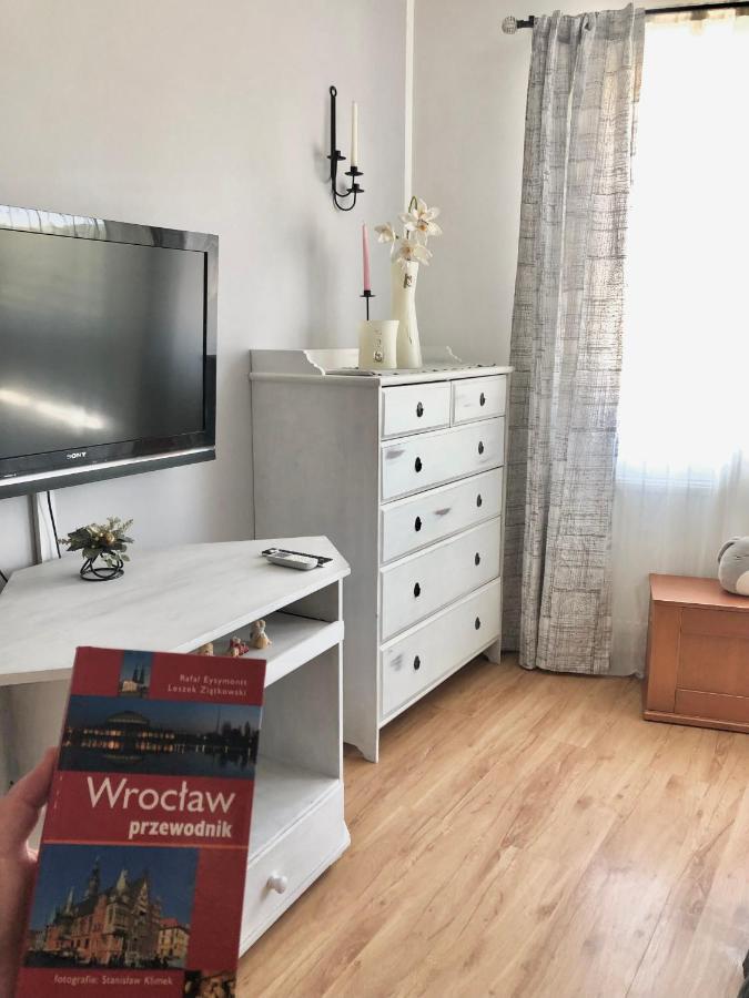 Apartament Family Wroclaw Z Klimatyzacja Parkingアパートメント エクステリア 写真