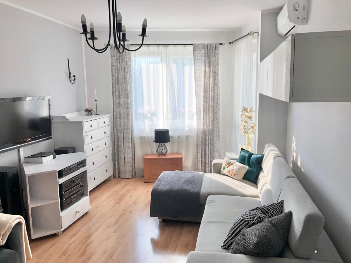 Apartament Family Wroclaw Z Klimatyzacja Parkingアパートメント エクステリア 写真