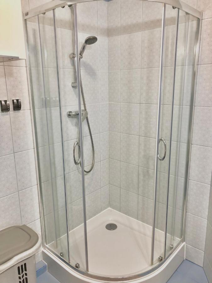 Apartament Family Wroclaw Z Klimatyzacja Parkingアパートメント エクステリア 写真